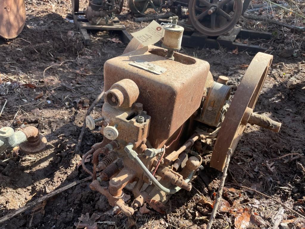 EARLY MCCORMICK DEERING M 1 1/2 HP SN A86896M