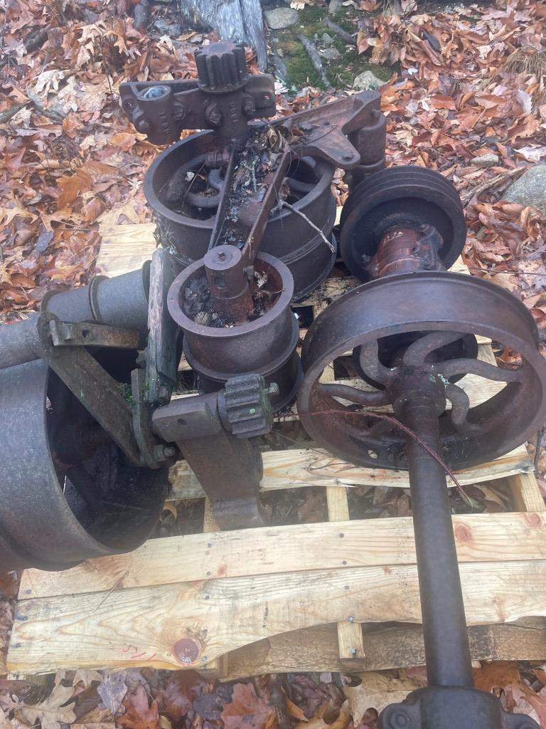 SAW MILL PARTS AND PULLEYS (2 SKIDS)