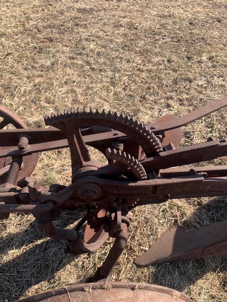 IH 2 Bottom Horse Drawn Walking plow, very nice old plow