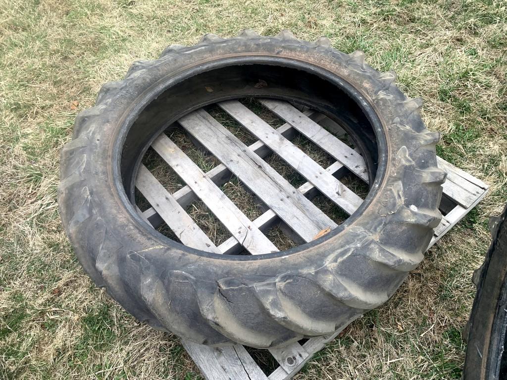 Firestone 10-36 older pair, See pictures