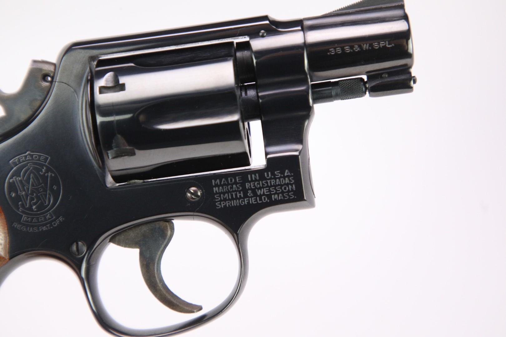 1977 Smith & Wesson S&W Model 10-5 .38 Special 2" Double Action Revolver & Box