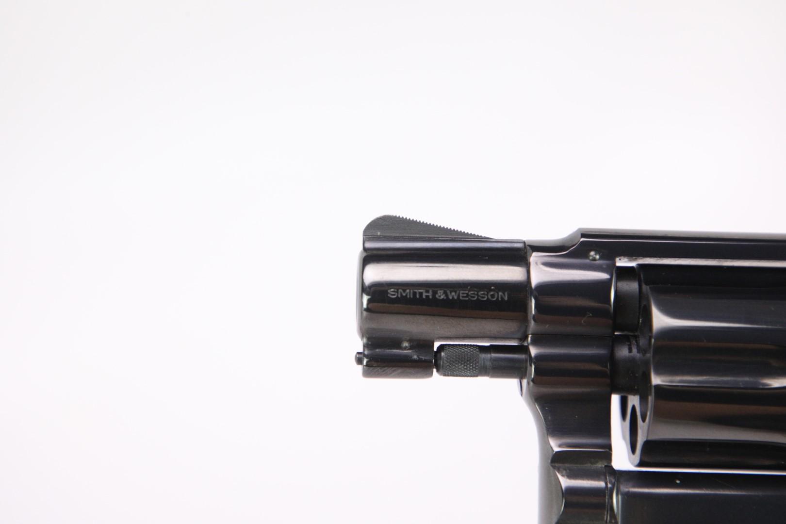 1977 Smith & Wesson S&W Model 10-5 .38 Special 2" Double Action Revolver & Box