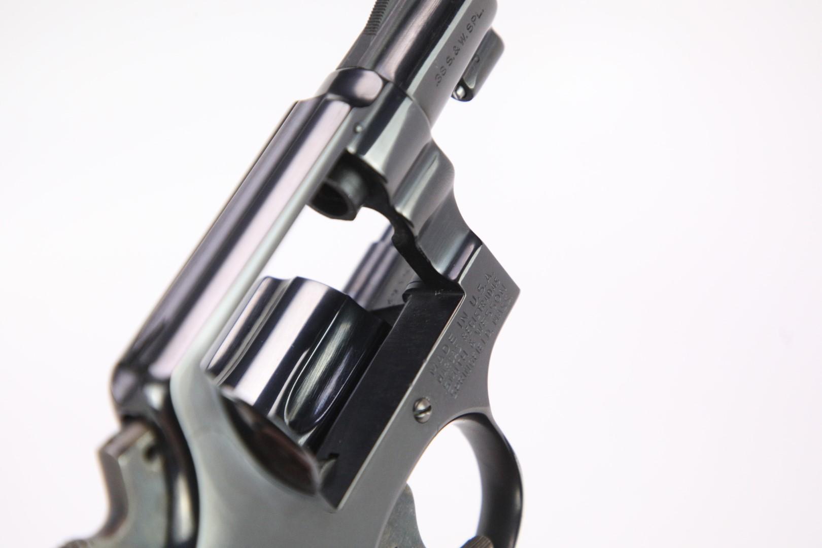 1977 Smith & Wesson S&W Model 10-5 .38 Special 2" Double Action Revolver & Box