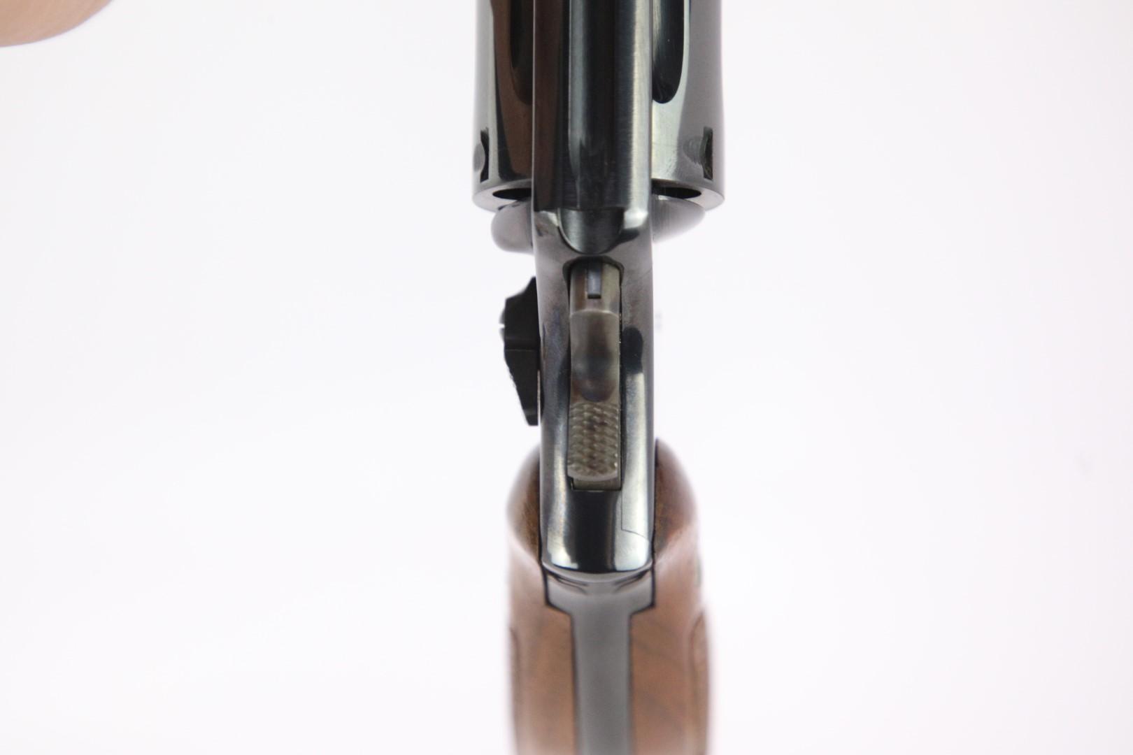 1977 Smith & Wesson S&W Model 10-5 .38 Special 2" Double Action Revolver & Box