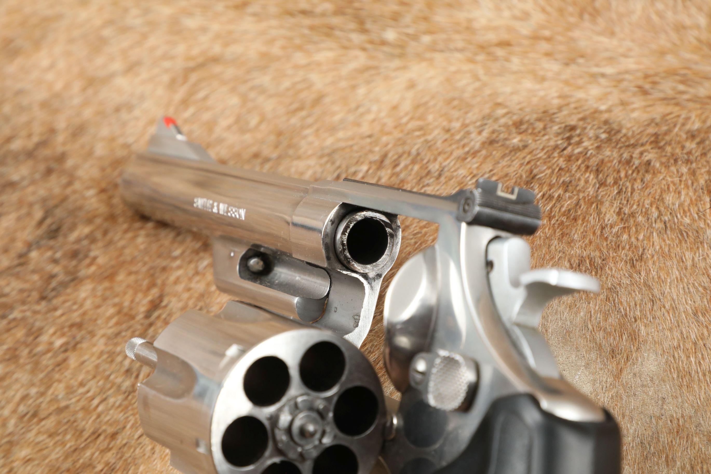Smith & Wesson S&W 629-1 Stainless 6" .44 Magnum SA/DA Single/Double Action Revolver 1986