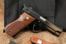 Smith & Wesson Model 39 4" 9mm Semi-Automatic Pistol & Accessories, 1954-1970 C&R