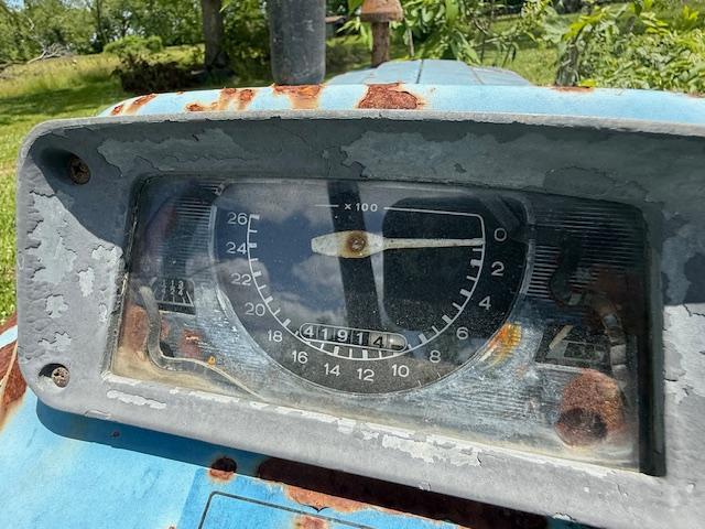 Ford 2000 Tractor