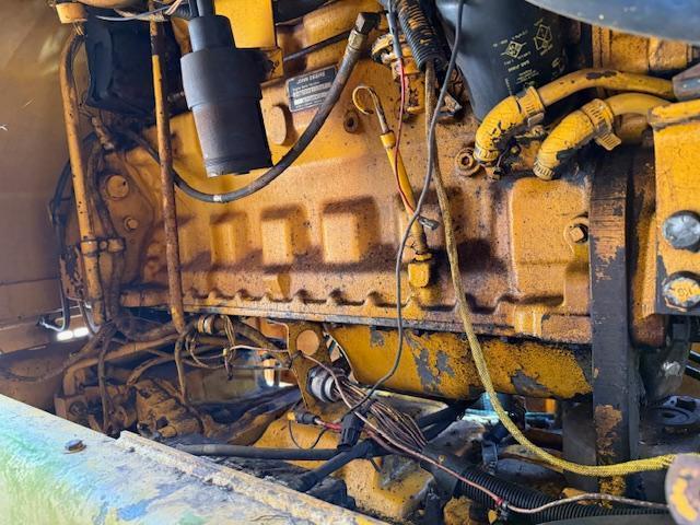 John Deere 570B