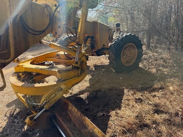 John Deere 570B