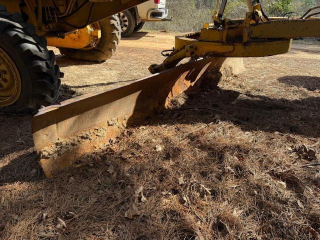 John Deere 570B
