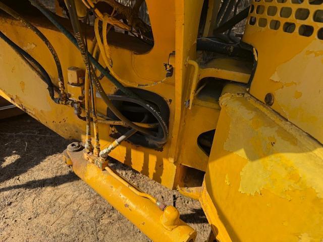 John Deere 570B