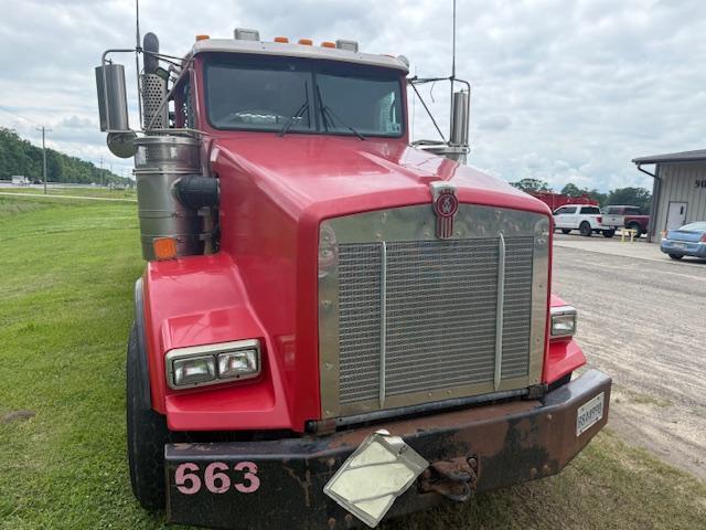 2011 Kenworth T800