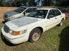 2001 Mercury Grand Marquis - INOPERABLE!!