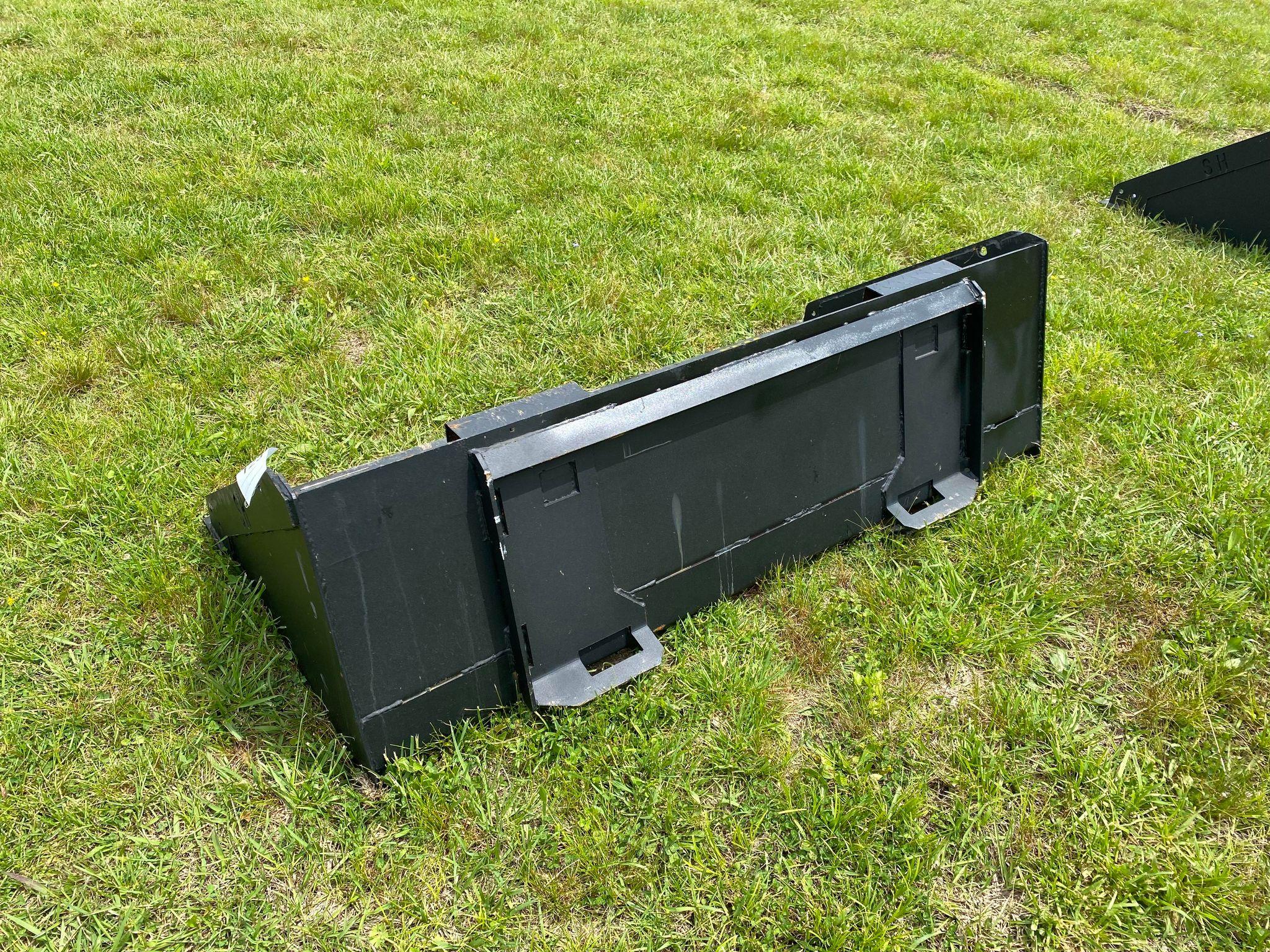 Tractor bucket