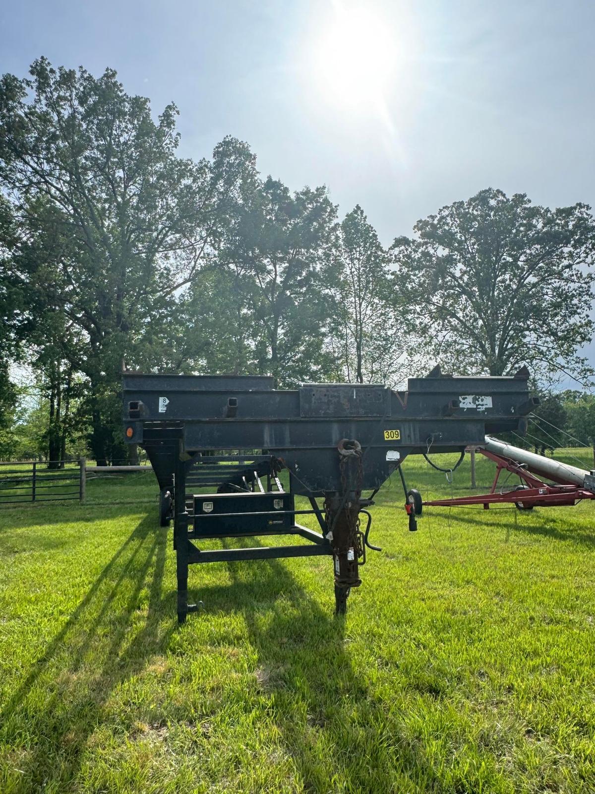 Car hauler trailer