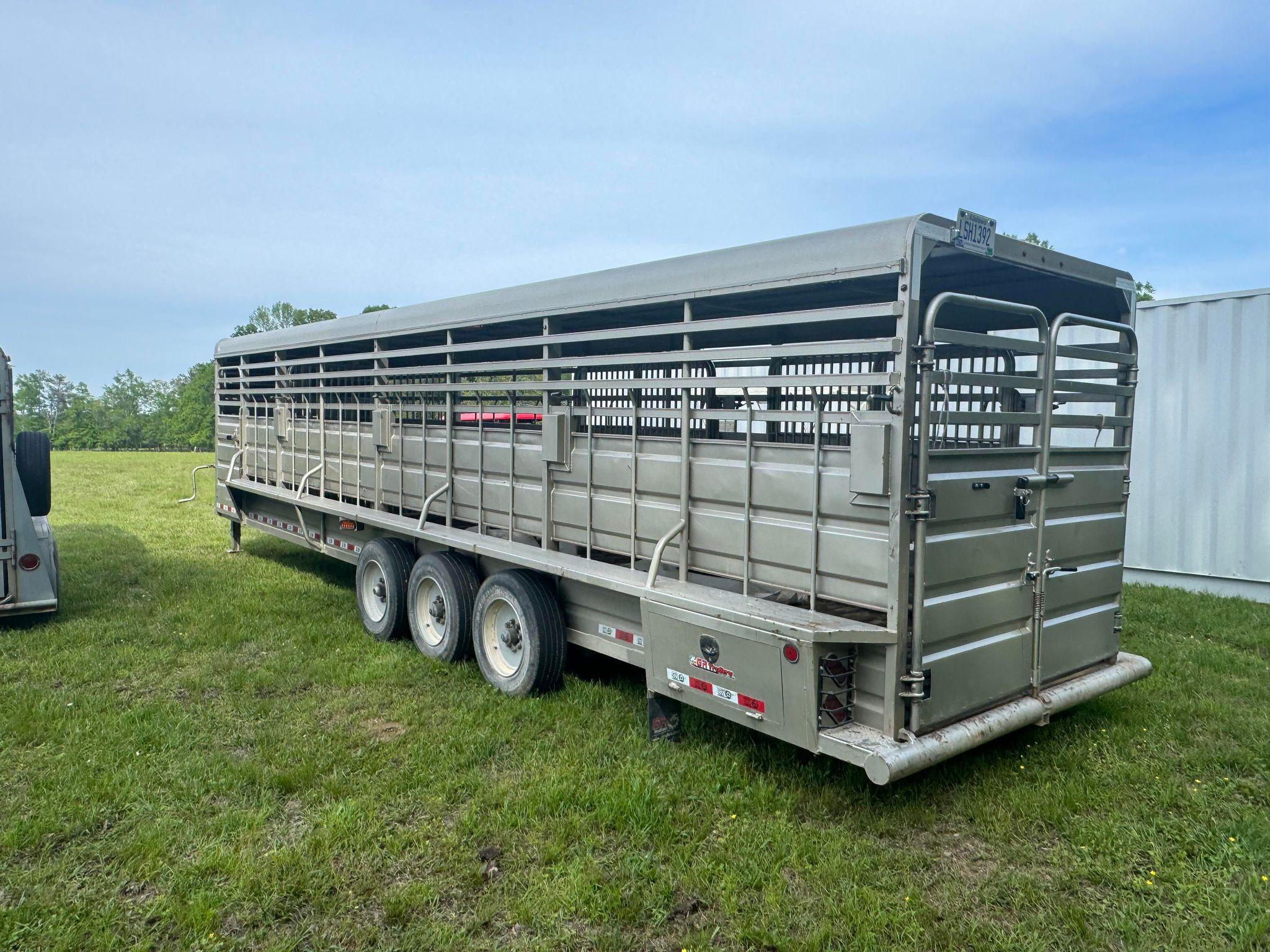 GR Gooseneck Livestock Trailer