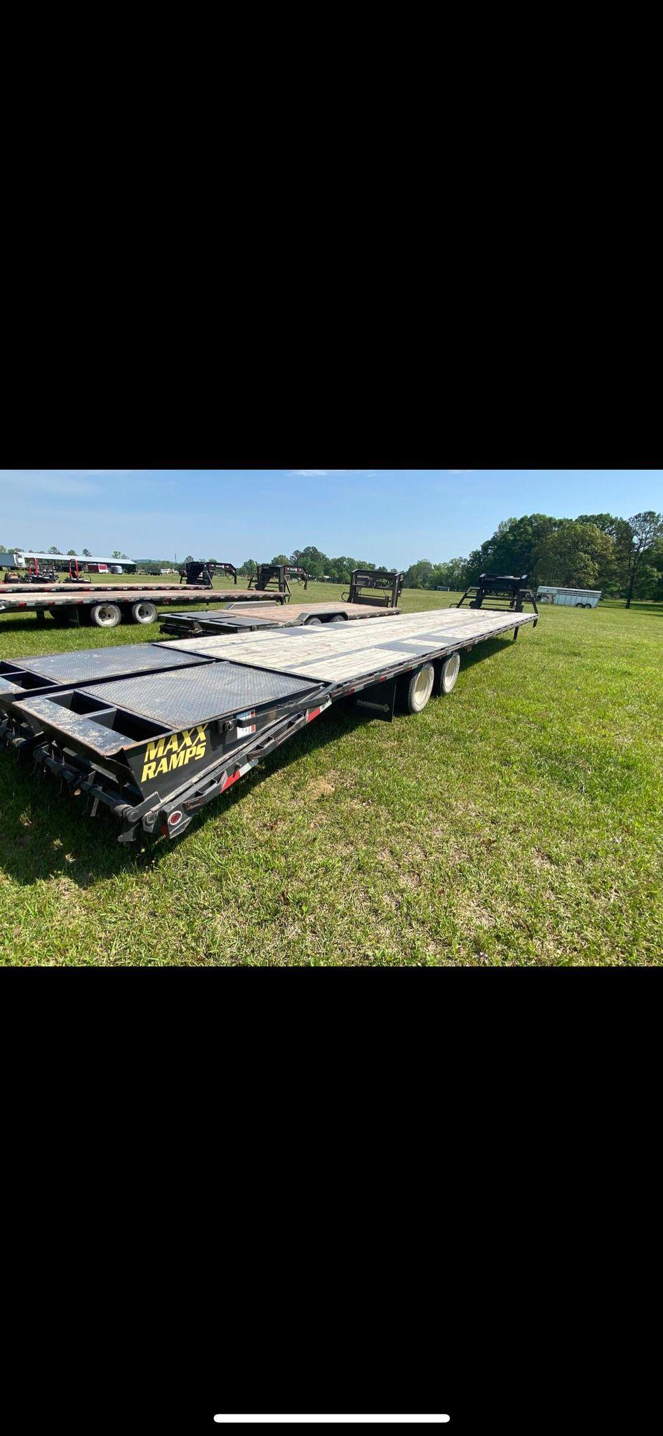 2022Diamond T Gooseneck trailer
