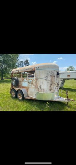 Livestock bumper pull trailer