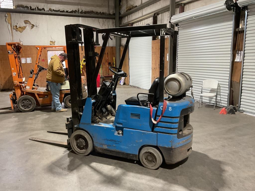 CATERPILLAR FORKLIFT