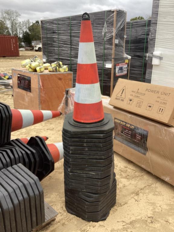 25 TRAFFIC CONES