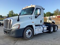 FRIEGHTLINER CASCADIA DAYCAB