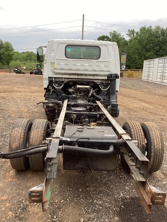 2006 ISUZU NPR CAB AND CHASSIS