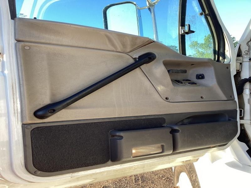 2007 STERLING DAYCAB