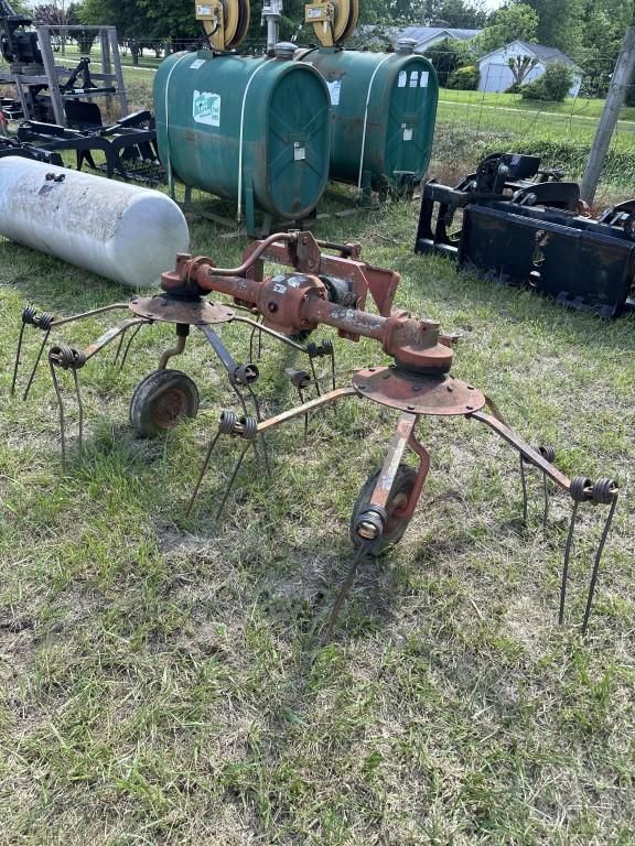 GTS 280 ROTARY HAY RAKE