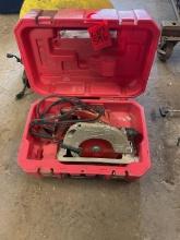 MILWAUKEE SKILL SAW