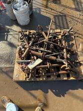 PALLET OF MISC CHAIN BIND