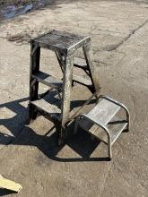2 STEP STOOLS
