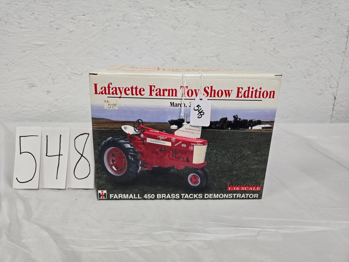 Lafayette toy show edition 2002 Speccast Farmall 450 Brass tacks demonstrator CUST724 box is good