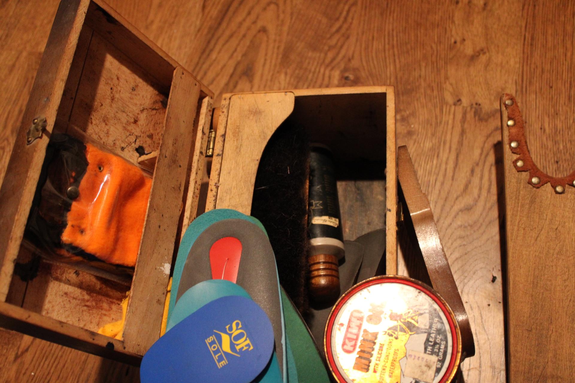 Esquire Shoe Care Kit