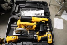 DeWalt 14v cordless kit. Works, charger included