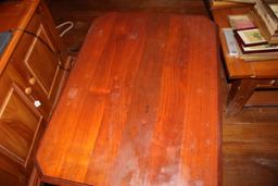 Framke & Sievers Victorian Era Carved Mahogany Table