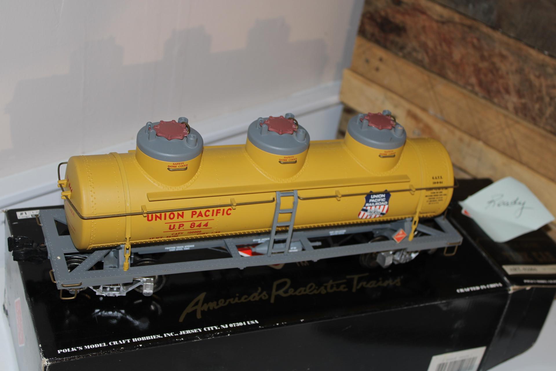 Aristo Craft 1 Guage Triple Dome Tank Car