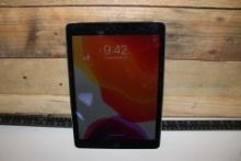 iPad Air 2 16gb. Unlocked and works