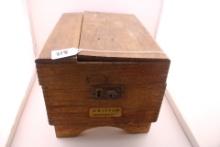 Friffin Shinemaster Wooden Shoe Shine Box
