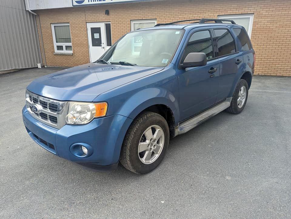 2010 FORD ESCAPE