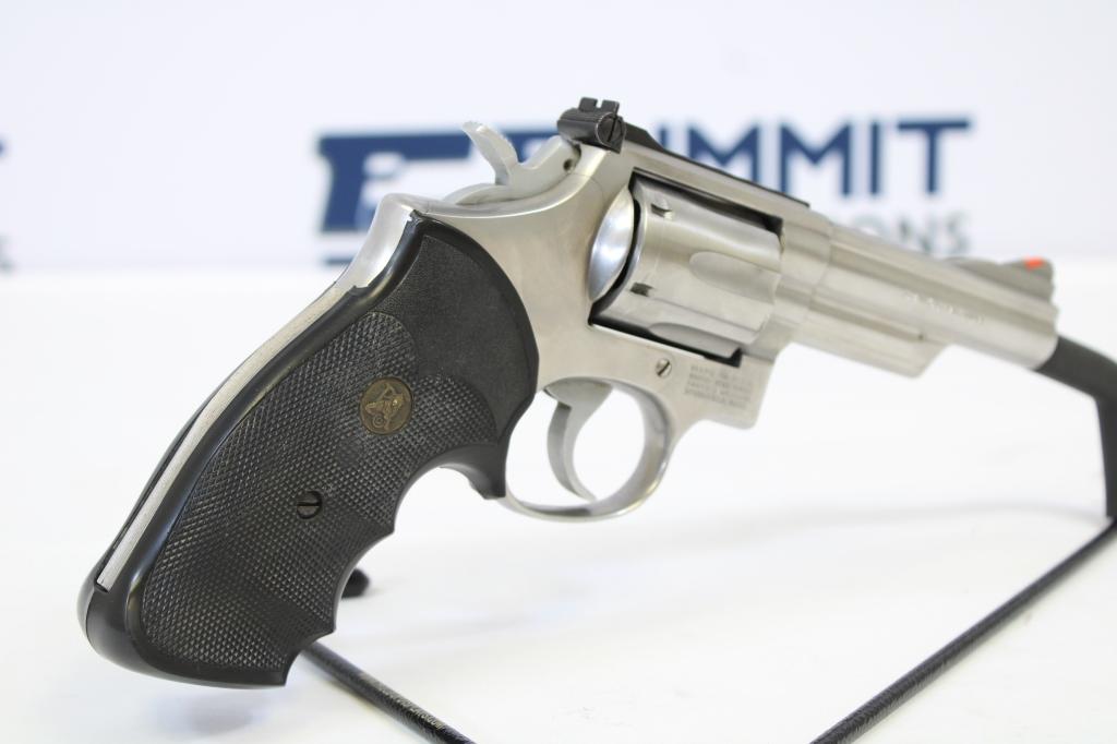 Smith & Wesson 66-2 .357 Magnum