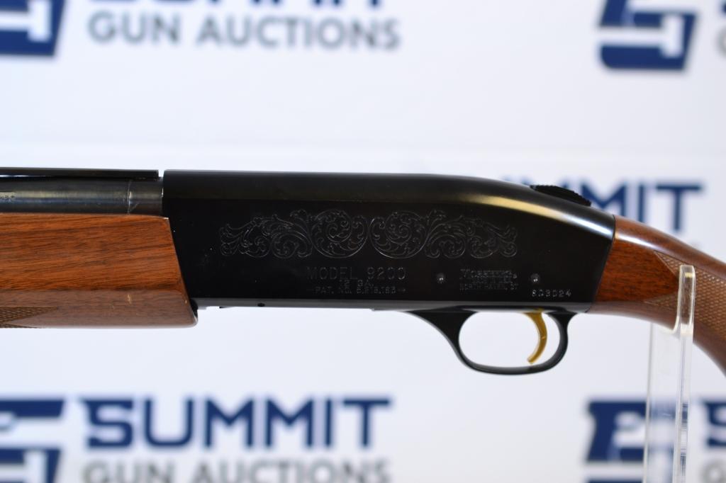 Mossberg Model 9200 12ga