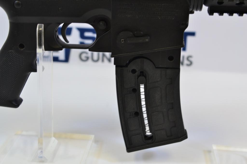 Mossberg 715P .22 LR