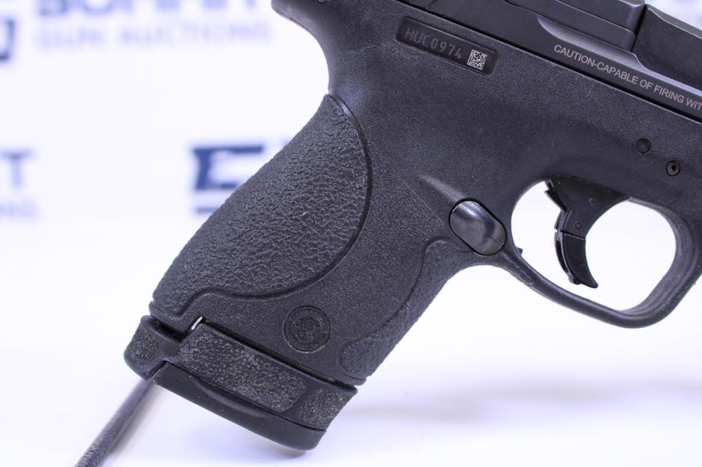 Smith & Wesson M&P 9 9mm