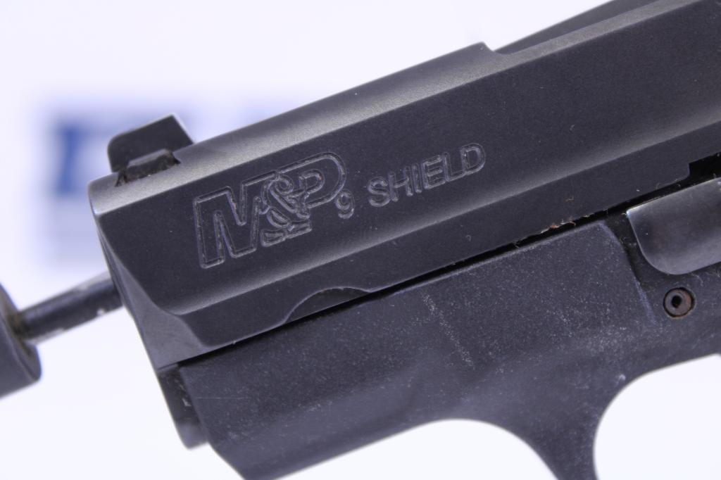 Smith & Wesson M&P 9 9mm