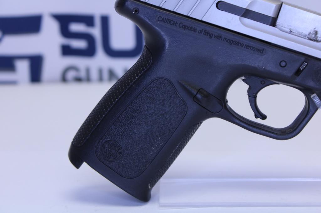 Smith & Wesson SD9VE 9mm