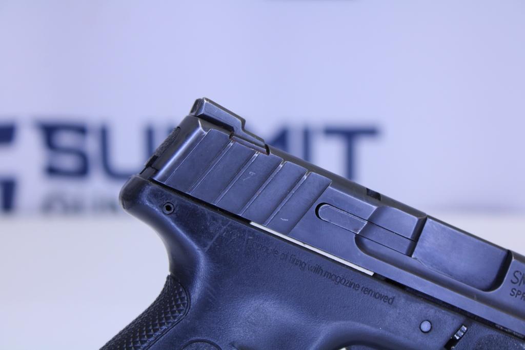Smith & Wesson SD9 9mm