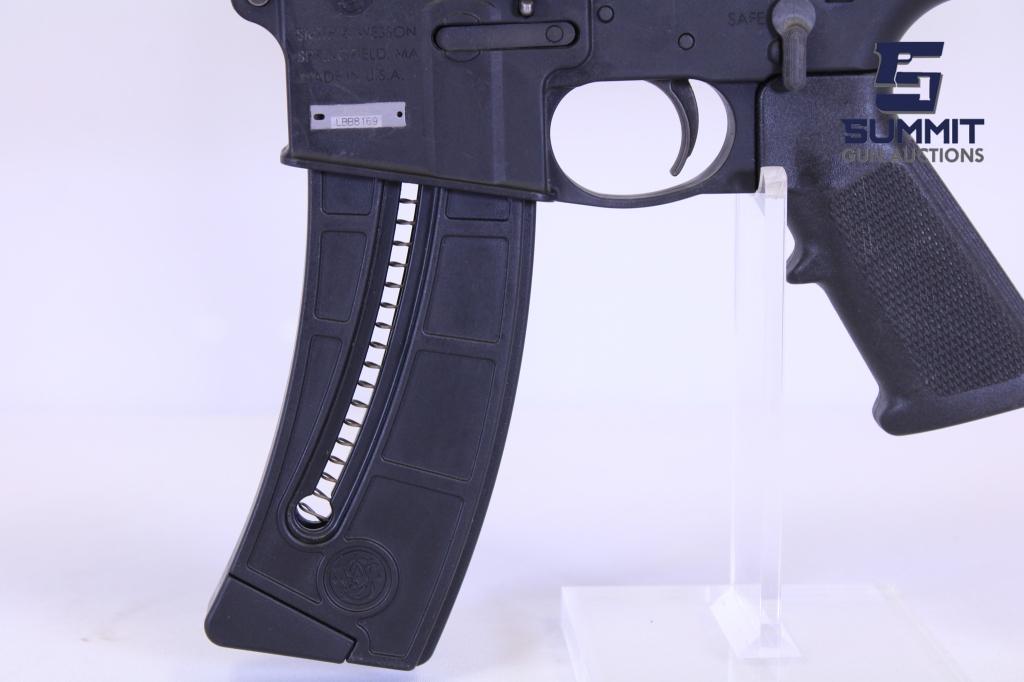 Smith & Wesson M&P 15-22 .22LR