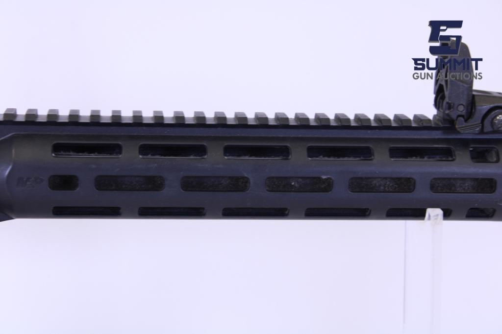 Smith & Wesson M&P 15-22 .22LR
