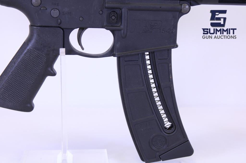 Smith & Wesson M&P 15-22 .22LR