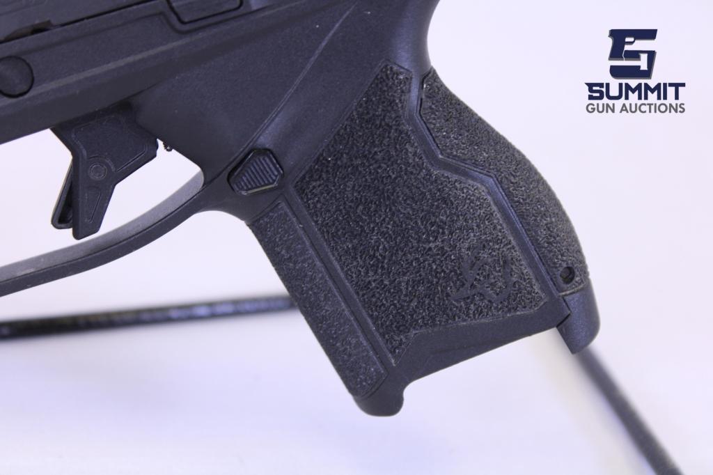 Taurus GX4 9mm